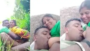 Lejakar Baitha Khet Me Bhabhi Dudh Piya Aur Lund